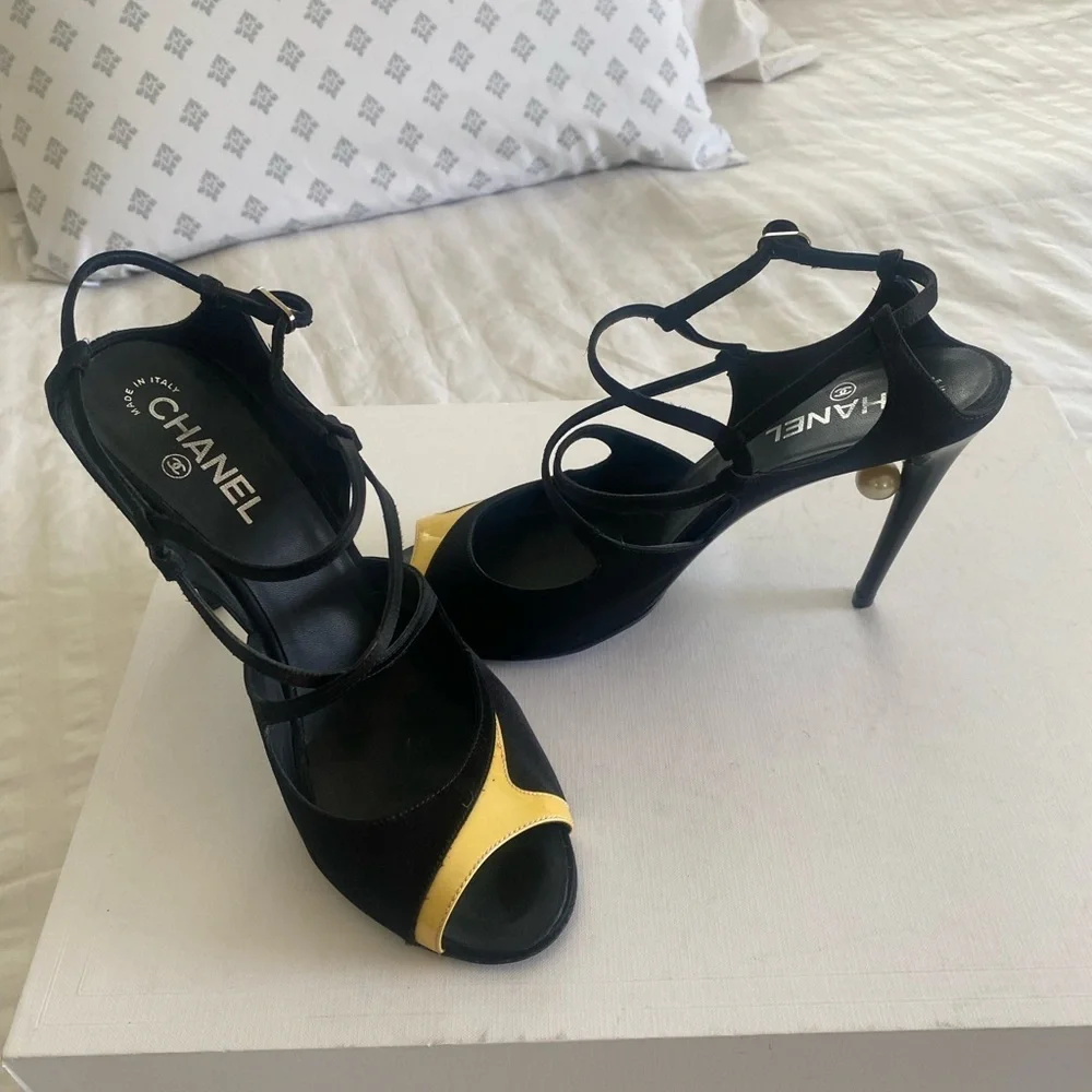 Authentic CHANEL Pearl Heel Strappy Sandals - Black & Yellow - Size 41